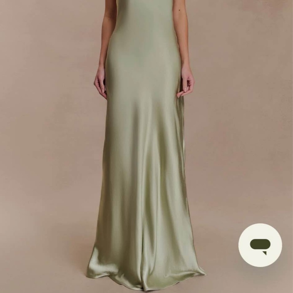 Elegant Green Satin Evening Gown